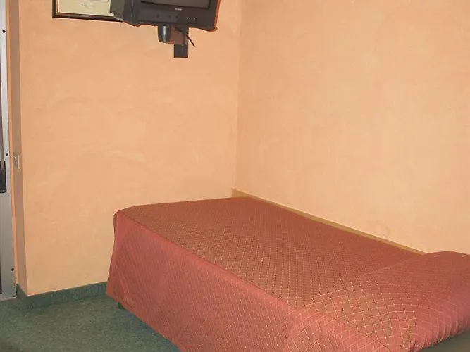 Ginosi Arizona 3* Milano