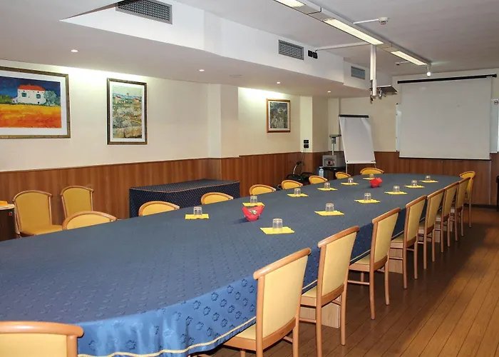 Ginosi Arizona 3* Milano