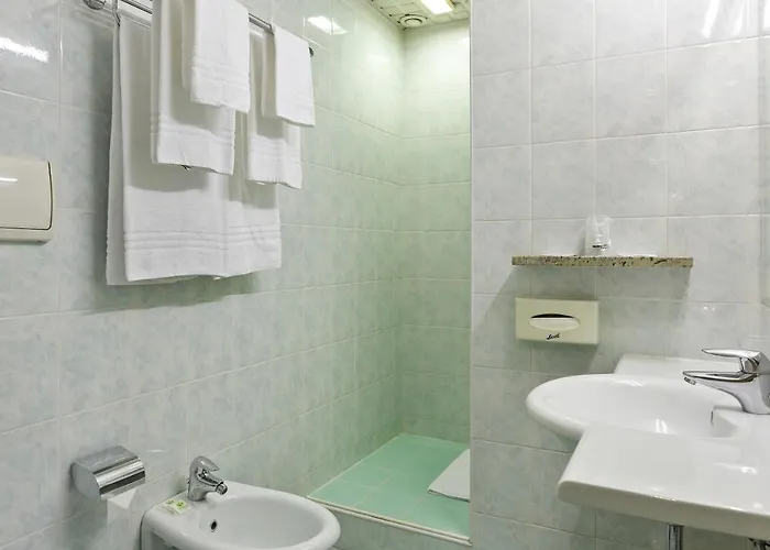 Ginosi Arizona Hotel Milano