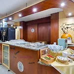 Hotel Ginosi Arizona