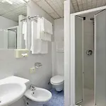Ginosi Arizona 3*