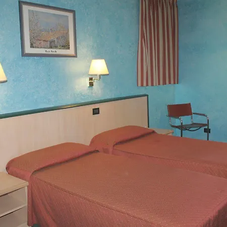 Ginosi Arizona Hotel Milão