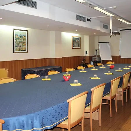 Ginosi Arizona 3* Milán